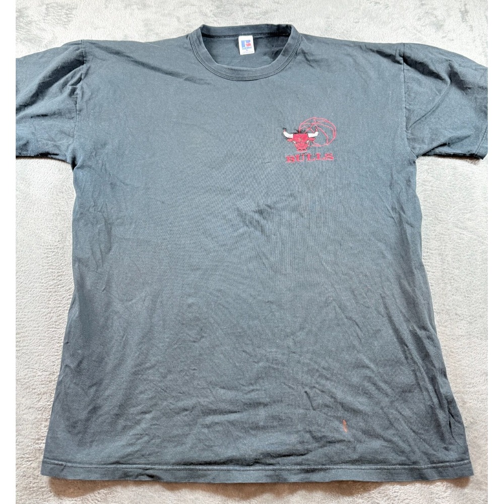 Vintage Chicago Bulls Embroidered Russell XL Sport T-Shirt